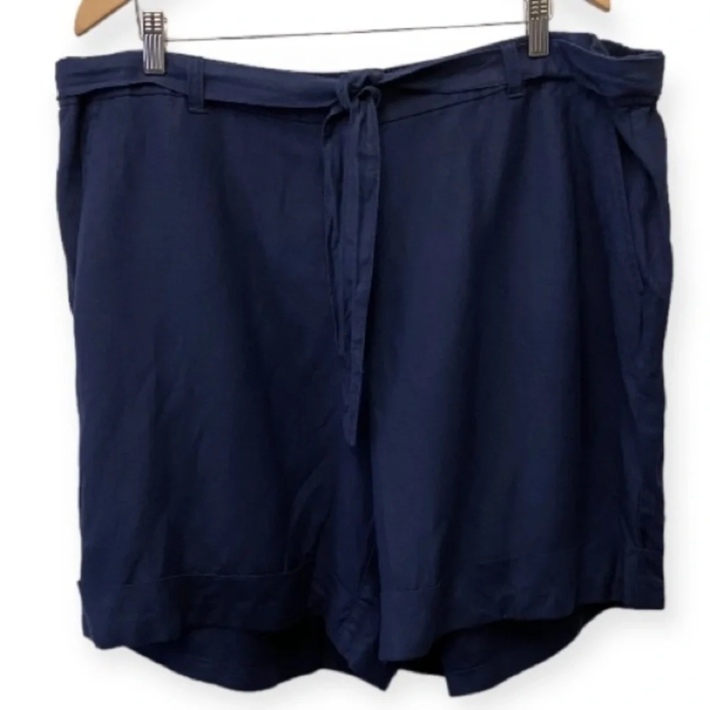 Lane Bryant NWT 22/24 Linen Blend Shorts Womens Belted Cuffed Navy Blue New